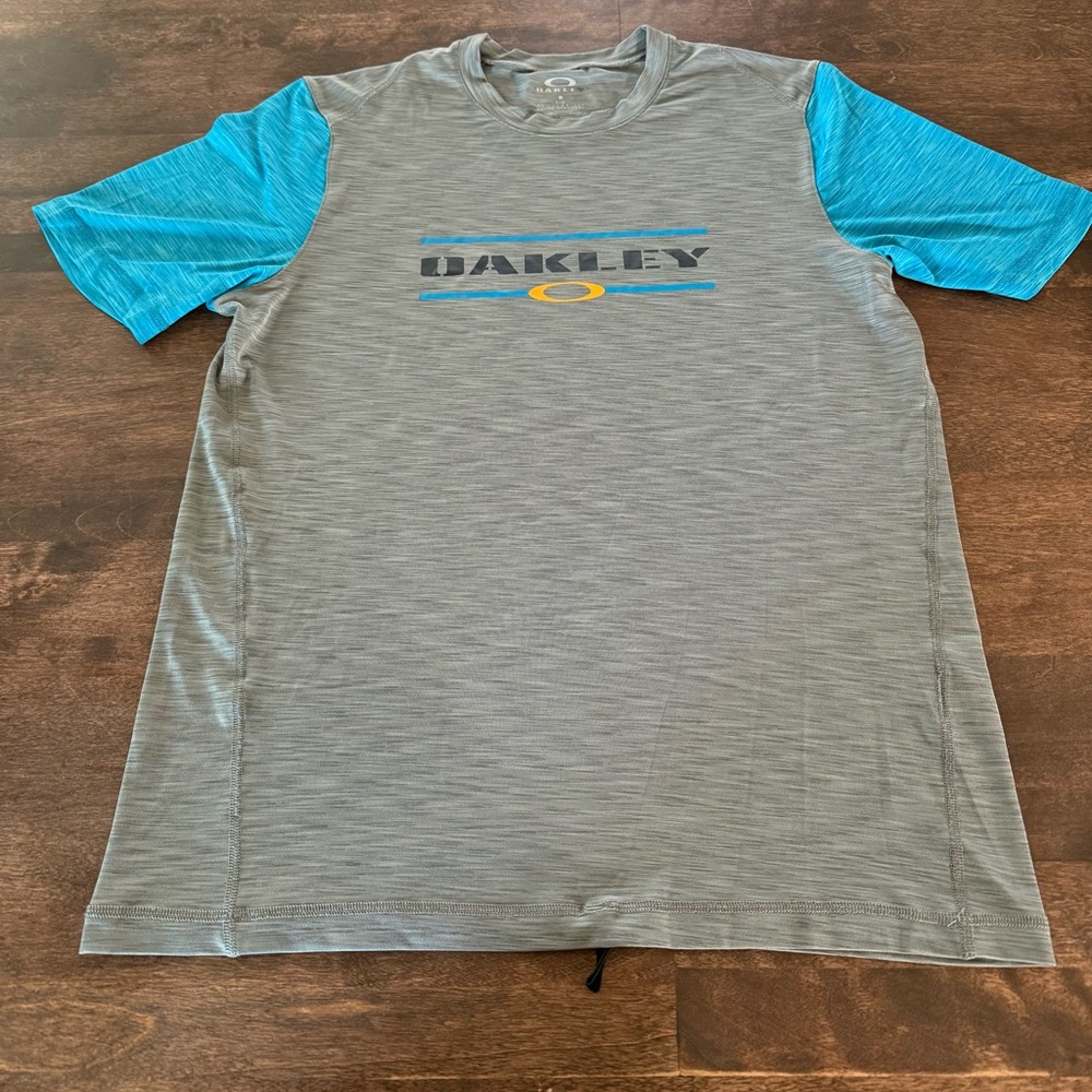 Oakley Gray Tee with Blue Accent Sleeves